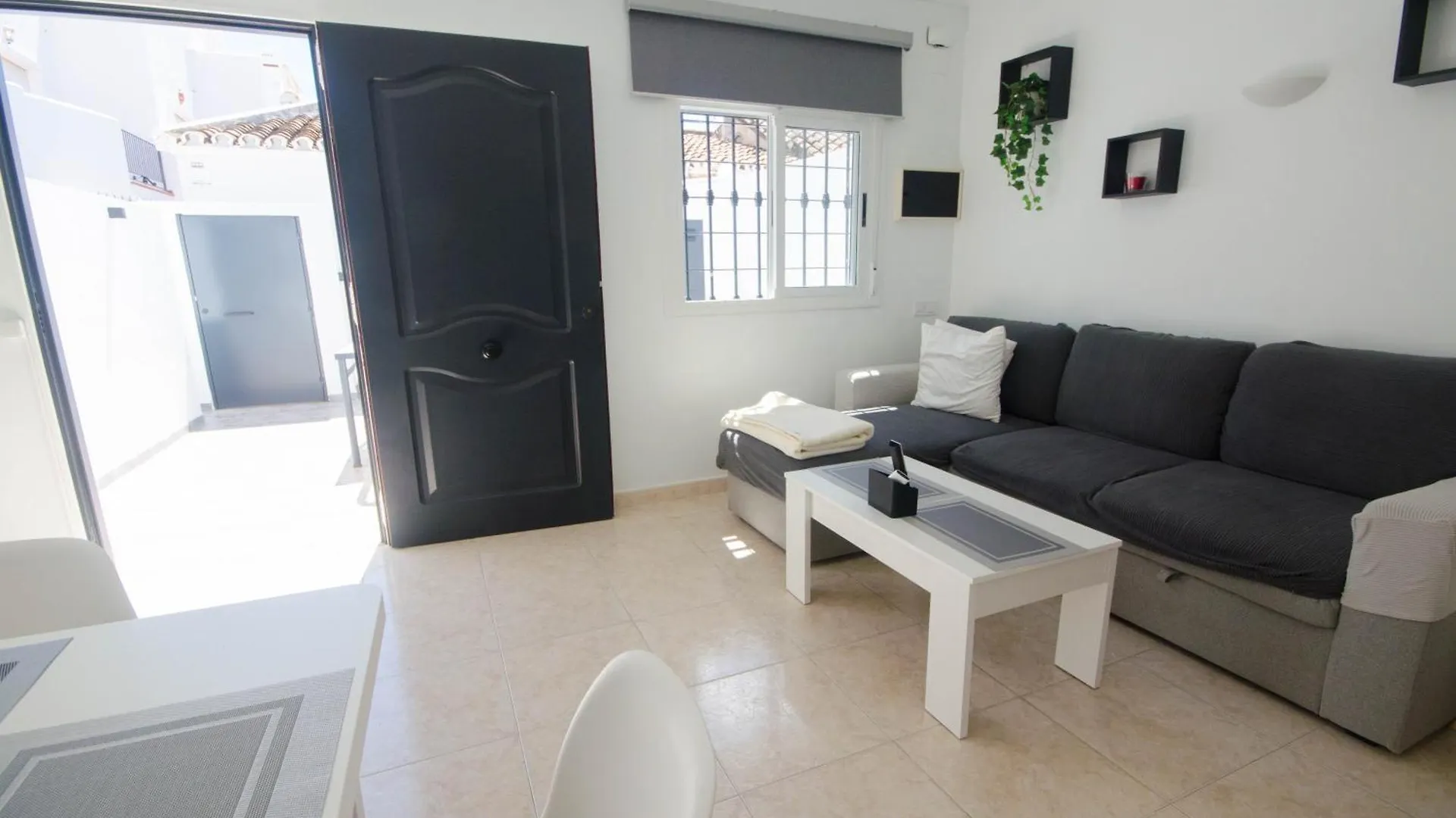 Nyaraló Bungalow Troyano - Paradise Retreat By The Beach Estepona Spanyolország
